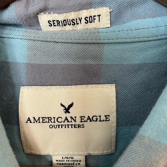 American Eagle light flannel. - Picture 2 of 3